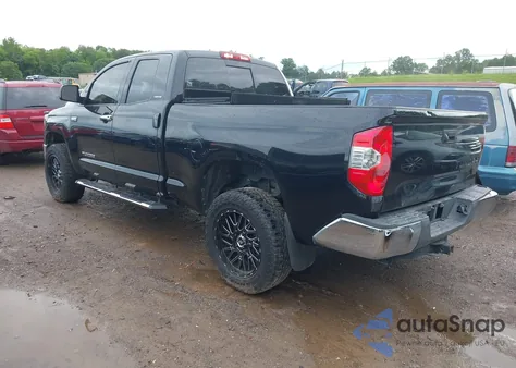 2019 Toyota Tundra Limited 5.7L V8 из США, поврежденный, VIN 5TFSY5F15KX254358